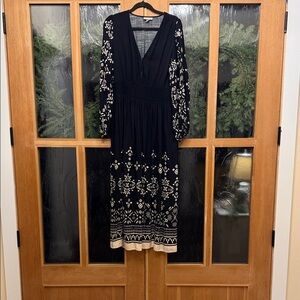 Knox Rose Black Dress with White Embroidery